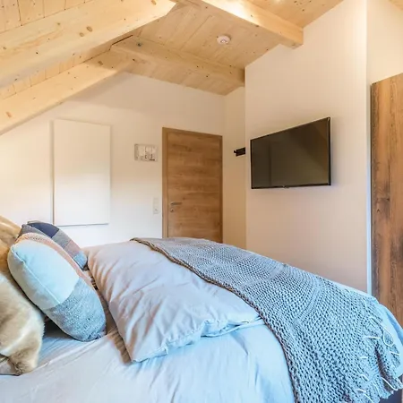 Wanderlust Chalet *